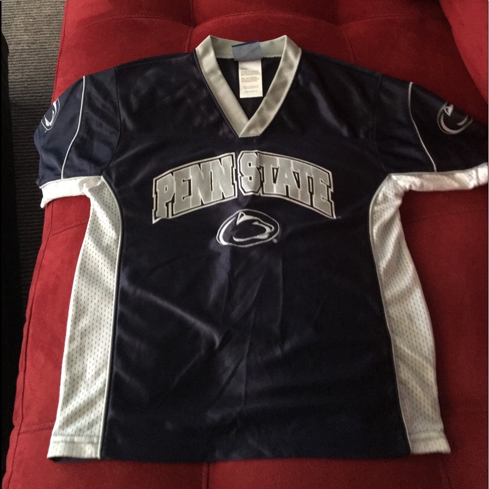 Penn State Youth medium shirt